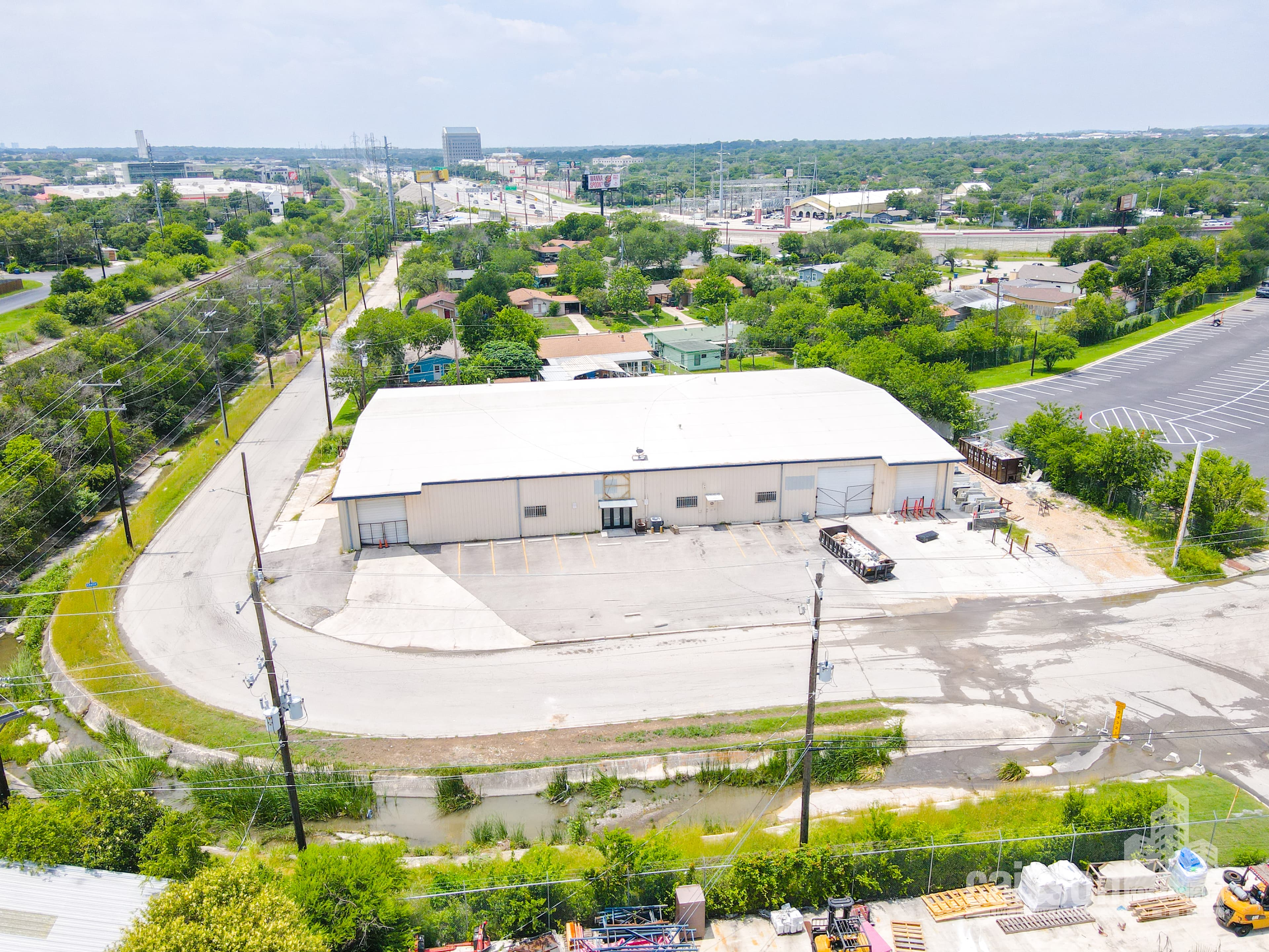 1222 Chulie Dr – Warehouse in San Antonio, TX