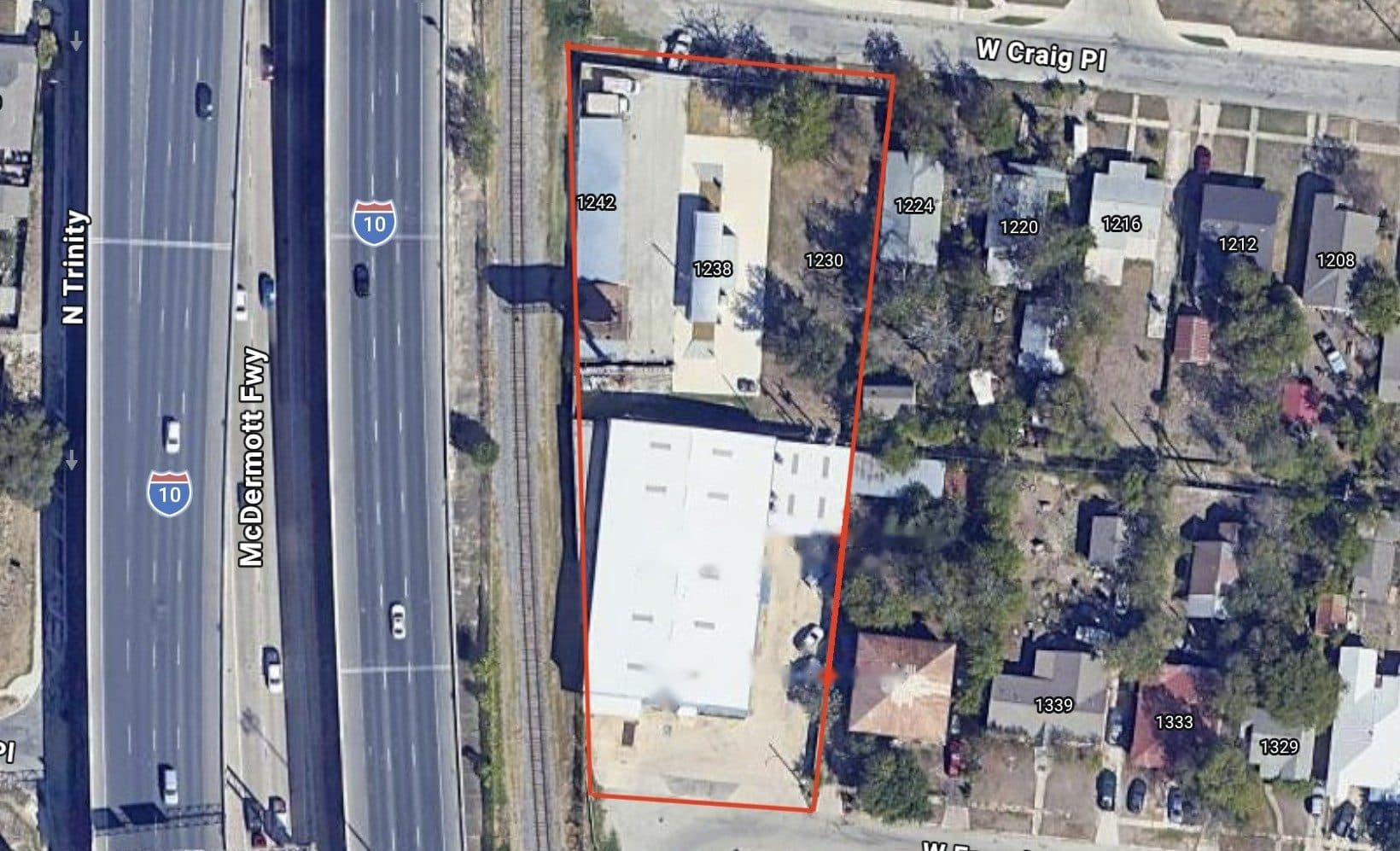 1353 W French Pl – Warehouse in San Antonio, TX